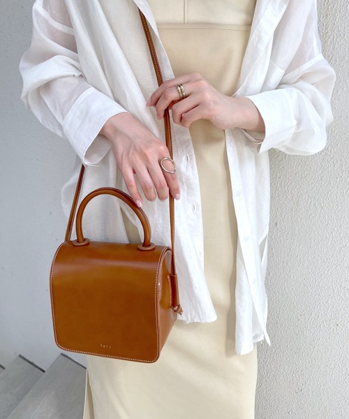 loti（ロティ）の「WEB限定 loti ランドセルミニショルダーバッグ（ショルダーバッグ・レディース・ブラック/ブラウン・ONE SIZE）」の4枚目の写真