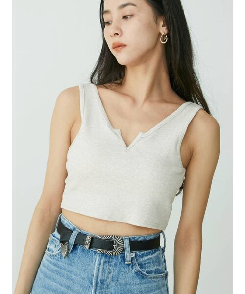 EVRIS(エヴリス)の「メタルバックルフェイクレザーベルト(ベルト・レディース・ブラック/ブラウン・FREE)」の6枚目の写真