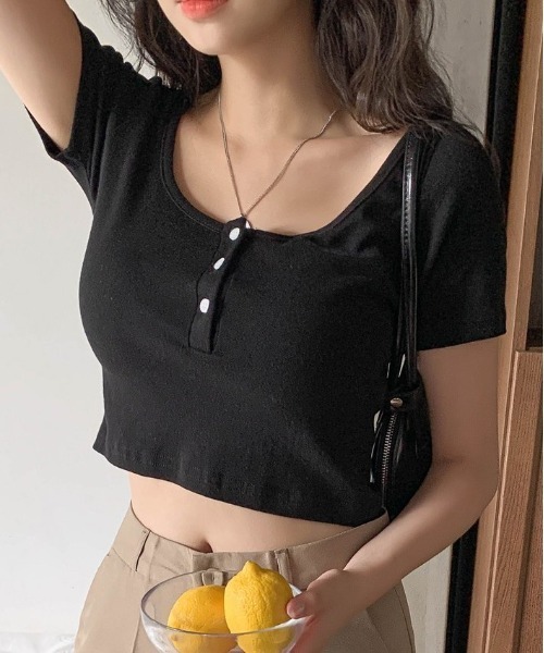 merongshop(メロンショップ)の「MERONGSHOP ヘンリーネッククロップTシャツ(Tシャツ/カットソー・レディース・ブラック/アイボリー/スカイブルー・FREE)」の10枚目の写真