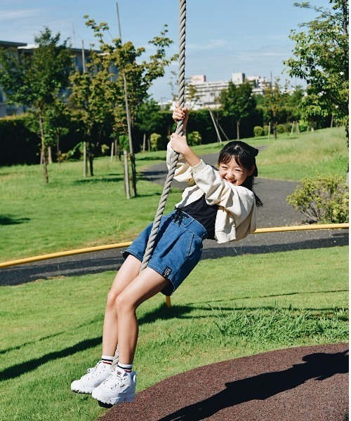 FILA(フィラ)の「ディスラプター2 PS / DISRUPTOR 2 PS / 厚底スニーカー(スニーカー・キッズ・ホワイト・18.0cm/19.0cm/20.0cm/21.0cm)」の3枚目の写真