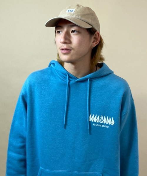 VOLCOM(ボルコム)の「VOLCOM/ボルコム ルーズシルエット ブランドロゴパーカー A4132104(パーカー・メンズ・ブラック/ブルー・S/M/L/XL)」の9枚目の写真