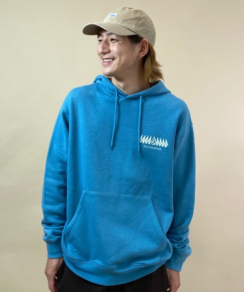 VOLCOM(ボルコム)の「VOLCOM/ボルコム ルーズシルエット ブランドロゴパーカー A4132104(パーカー・メンズ・ブラック/ブルー・S/M/L/XL)」の8枚目の写真