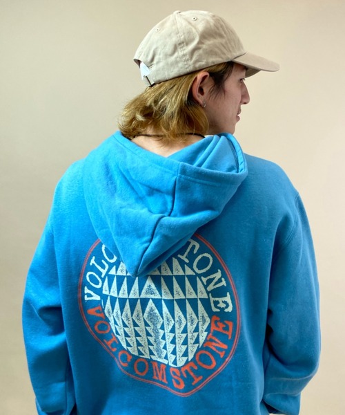VOLCOM(ボルコム)の「VOLCOM/ボルコム ルーズシルエット ブランドロゴパーカー A4132104(パーカー・メンズ・ブラック/ブルー・S/M/L/XL)」の11枚目の写真