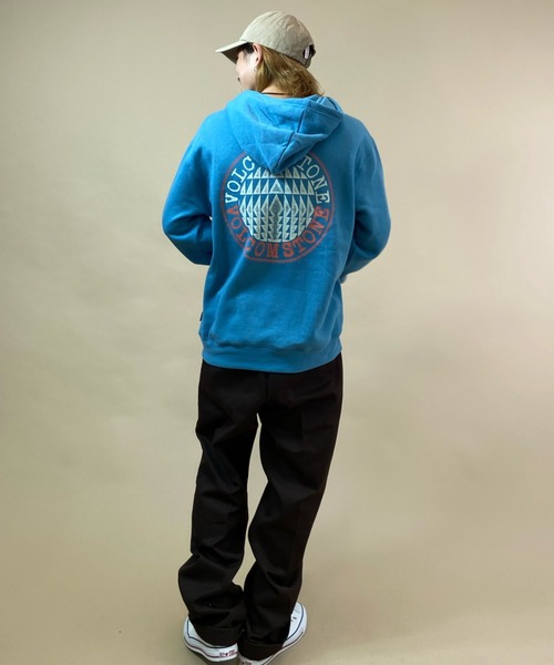 VOLCOM(ボルコム)の「VOLCOM/ボルコム ルーズシルエット ブランドロゴパーカー A4132104(パーカー・メンズ・ブラック/ブルー・S/M/L/XL)」の14枚目の写真