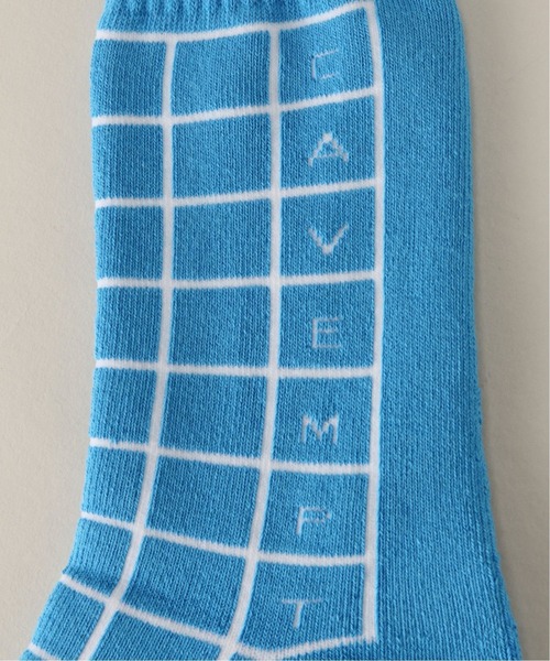 C.E（シーイー）の「【C.E / シーイー】CAVEMPT GRID SOCKS（ソックス/靴下・メンズ・ブルー/ネイビー・MEDIUM）」の3枚目の写真
