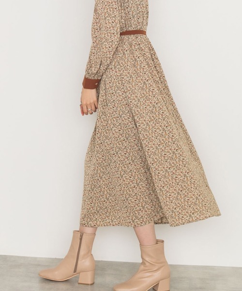 w closet（ダブルクローゼット）の「パイピングワンピース（ワンピース・レディース・ブラウン/ブラック/ベージュ/グリーン/グレイッシュベージュ/ブラック系その他/オレンジ/アイボリー・FREE）」の13枚目の写真