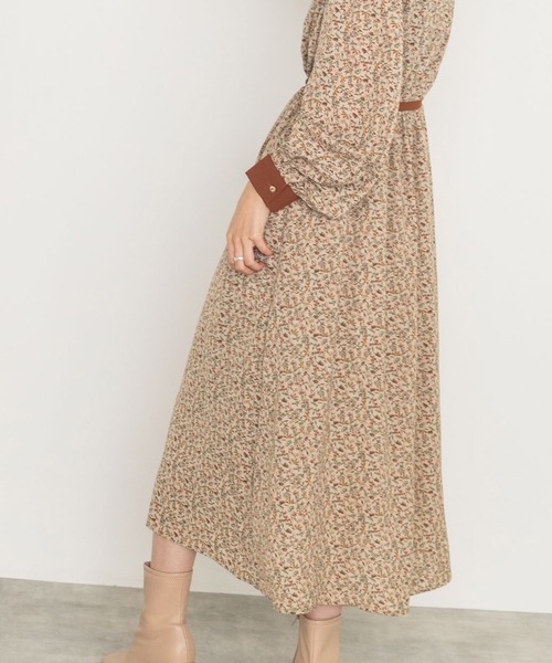 w closet（ダブルクローゼット）の「パイピングワンピース（ワンピース・レディース・ブラウン/ブラック/ベージュ/グリーン/グレイッシュベージュ/ブラック系その他/オレンジ/アイボリー・FREE）」の19枚目の写真