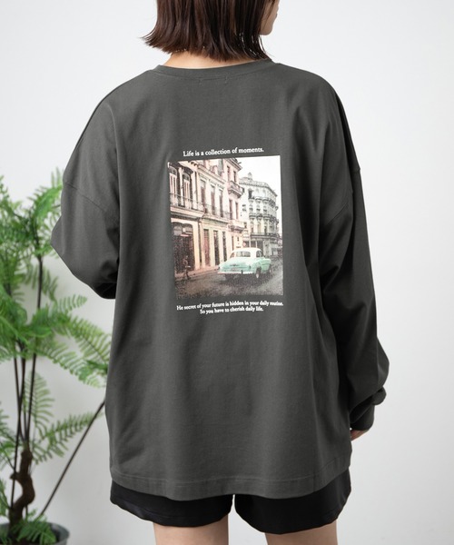 PairPair（ペアペア）の「バックフォトプリントロンT(ユニセックス)（Tシャツ/カットソー・メンズ・ベージュ/オートミール/スミクロ/グレイッシュブルー・FREE）」の11枚目の写真