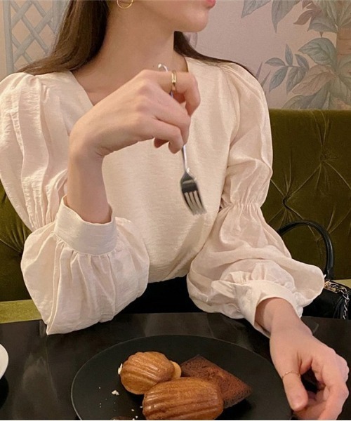 SONA（ソナ）の「SONYUNARA スクエアネックパフブラウス（シャツ/ブラウス・レディース・クリーム・FREE）」の12枚目の写真