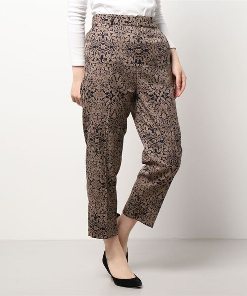 Te chichi（テチチ）の「アラベスク柄テーパードパンツ（その他パンツ・レディース・イエロー/ネイビー・SMALL/MEDIUM）」の6枚目の写真