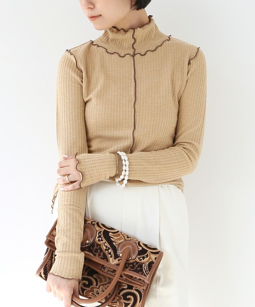 Simplicite(サンプリシテ)の「ワッフルパイピング プルオーバー◆(Tシャツ/カットソー・レディース・ブラック/ベージュ・FREE)」の1枚目の写真