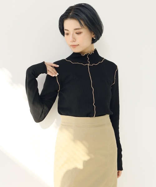 Simplicite(サンプリシテ)の「ワッフルパイピング プルオーバー◆(Tシャツ/カットソー・レディース・ブラック/ベージュ・FREE)」の2枚目の写真