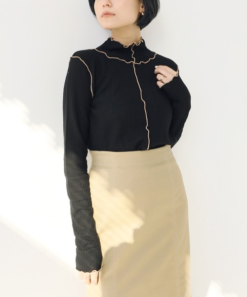 Simplicite(サンプリシテ)の「ワッフルパイピング プルオーバー◆(Tシャツ/カットソー・レディース・ブラック/ベージュ・FREE)」の22枚目の写真