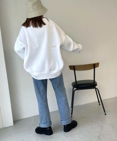 CANAL JEAN(キャナルジーン)の「1975 TOKYO(1975 トーキョー) "EL mar"クルーネック裏起毛トレーナー(スウェット・レディース・ホワイト/ネイビー・LARGE/X-LARGE)」の4枚目の写真