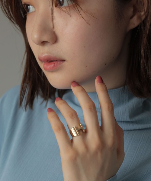 AMERICAN HOLIC（アメリカンホリック）の「イニシャルリングH（リング・レディース・シルバー/ゴールド・FREE）」の7枚目の写真