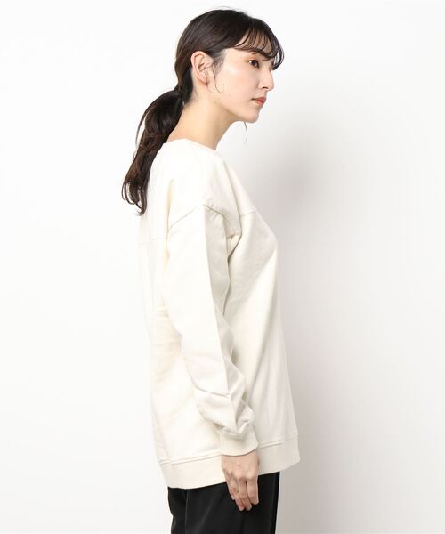 Levi's（リーバイス）の「【Levi's】切り替えスウェット（スウェット・レディース・キナリ・S/M）」の2枚目の写真