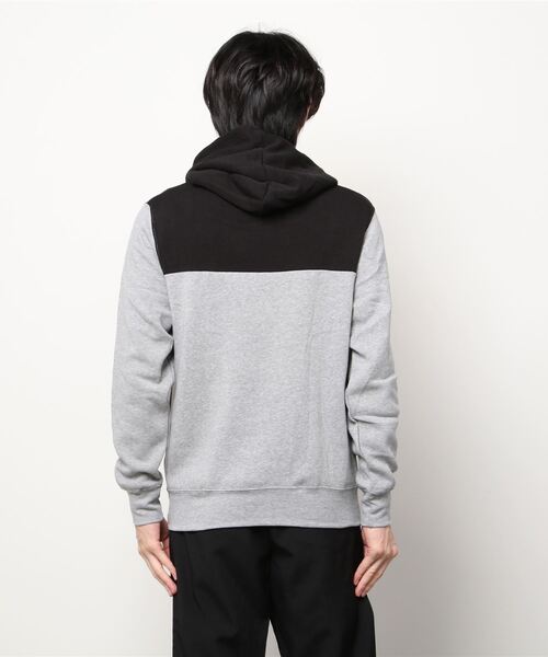 SHISKY（シスキー）の「切替え ワンポイント プルオーバー パーカー（パーカー・メンズ・ネイビー/杢グレー/チャコール・M/L/XL）」の5枚目の写真