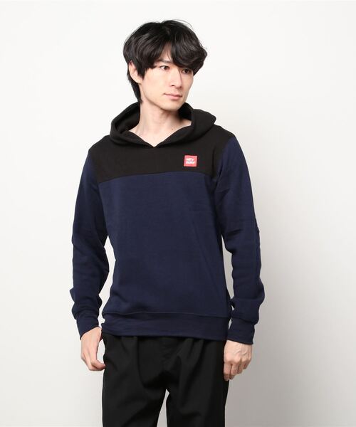 SHISKY（シスキー）の「切替え ワンポイント プルオーバー パーカー（パーカー・メンズ・ネイビー/杢グレー/チャコール・M/L/XL）」の6枚目の写真