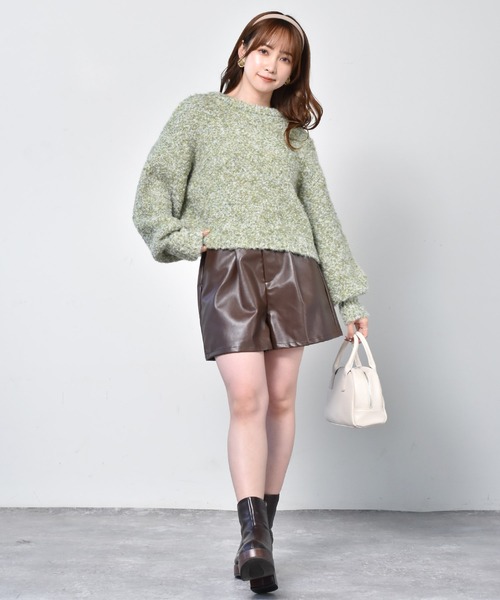 ems excite（エムズエキサイト）の「タックレザーショートパンツ（その他パンツ・レディース・ブラック/ダークブラウン/アイボリー/ライトグリーン・FREE）」の12枚目の写真