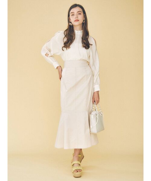 MERCURYDUO(マーキュリーデュオ)の「ステッチデザインタフタマーメイドスカート(スカート・レディース・アイボリー/ピンク/ブルー・SMALL/MEDIUM)」の5枚目の写真