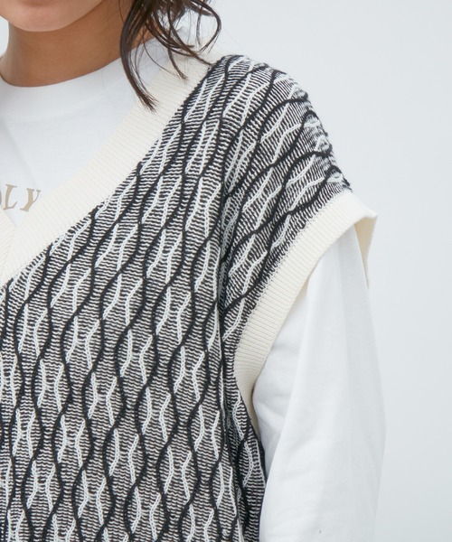 Honeys（ハニーズ）の「ニットベスト（ベスト・レディース・ブラック/ベージュ/ミント・S/M/L）」の9枚目の写真