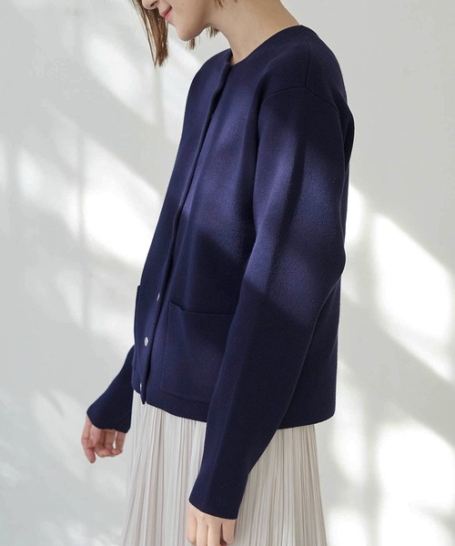 ROPE' PICNIC(ロペピクニック)の「リングドット使いポケットニットカーディガン(カーディガン/ボレロ・レディース・ネイビー/オフホワイト/グリーン・38)」の8枚目の写真