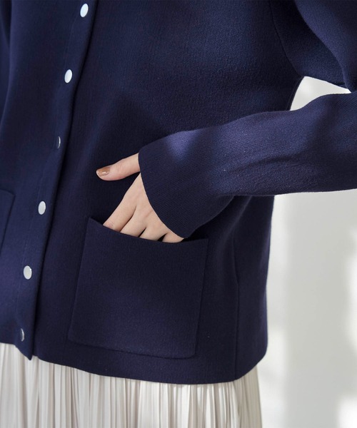 ROPE' PICNIC(ロペピクニック)の「リングドット使いポケットニットカーディガン(カーディガン/ボレロ・レディース・ネイビー/オフホワイト/グリーン・38)」の4枚目の写真