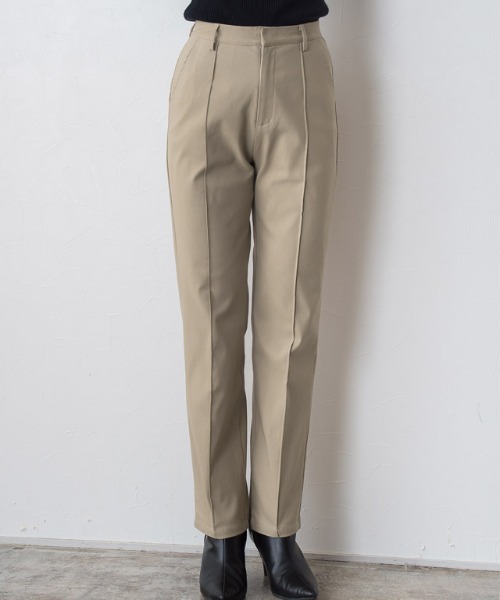 Pierrot(ピエロ)の「裏微起毛テーパードパンツ(その他パンツ・レディース・ラベンダー/モカ/ベージュ/ブラック・M/L/PM)」の4枚目の写真