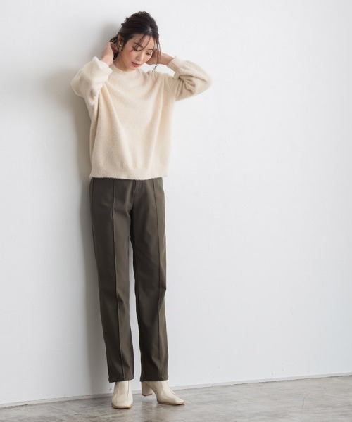 Pierrot(ピエロ)の「裏微起毛テーパードパンツ(その他パンツ・レディース・ラベンダー/モカ/ベージュ/ブラック・M/L/PM)」の15枚目の写真