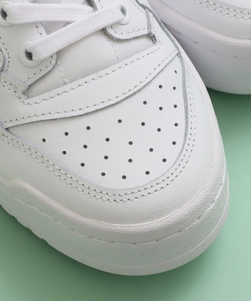 adidas（アディダス）の「adidas FORUM BOLD WOMENS / アディダス フォーラム ボ-ルド（スニーカー・レディース・ホワイト・23.5cm/24.5cm/23.0cm/24.0cm/25.0cm/22.5cm）」の11枚目の写真