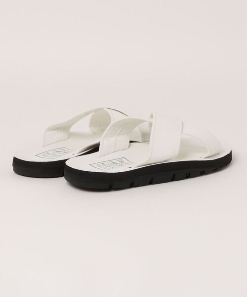 RATTLE TRAP(ラトルトラップ)の「【ISLAND SLIPPER(アイランド スリッパ)】IB8223U ULTRA SUEDE(サンダル・メンズ・ホワイト・L/M)」の2枚目の写真