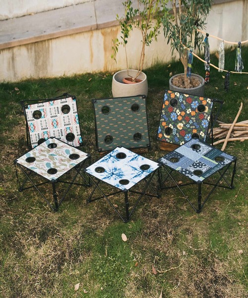 KiU（キウ）の「アウトドアフォールディングテーブル（アウトドアグッズ・メンズ・カモフラージュ/ホワイト×ブルー/ベージュ系その他/アニマル/カラフル/ブラック×ライム/ブラック/キャメル・FREE）」の12枚目の写真