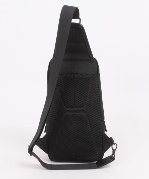 AVIREX（アヴィレックス）の「【直営店限定】ケーブ ワンショルダー / CAVE ONE SHOULDER / アヴィレックス / AVIREX（ショルダーバッグ・メンズ・ブラック・FREE）」の6枚目の写真