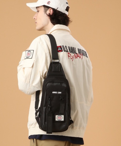 AVIREX（アヴィレックス）の「【直営店限定】ケーブ ワンショルダー / CAVE ONE SHOULDER / アヴィレックス / AVIREX（ショルダーバッグ・メンズ・ブラック・FREE）」の3枚目の写真