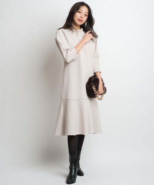 JUSGLITTY（ジャスグリッティー）の「パール付ダンボールニット