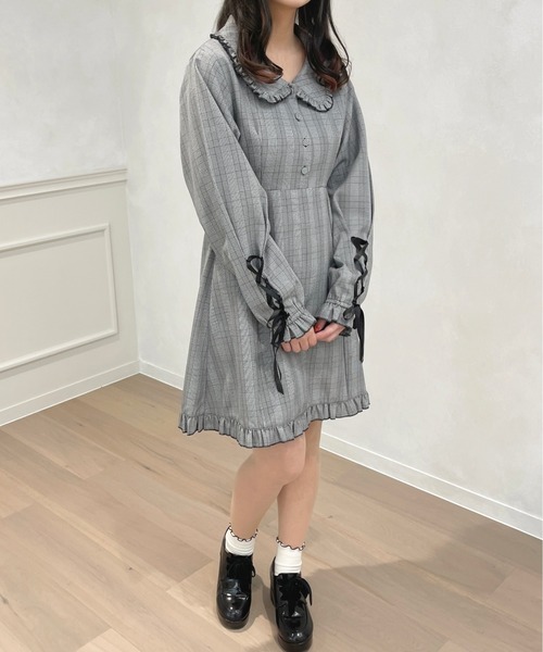 apres jour(アプレジュール)の「【LARME × apresjour コラボ】フリル襟チェックワンピース【ZOZOTOWN限定アイテム】(ワンピース・レディース・ブラック系その他/ブラウン系その他・X-LARGE/フリー)」の20枚目の写真