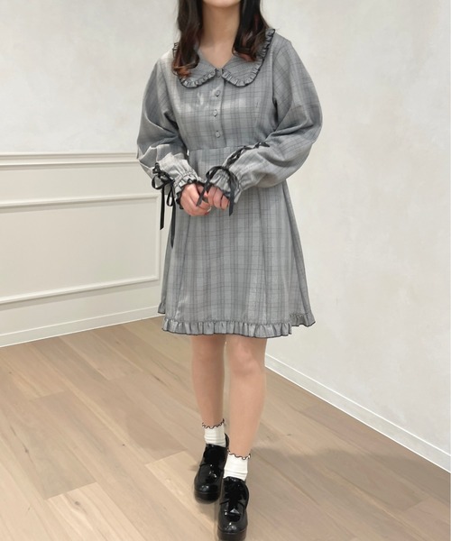 apres jour(アプレジュール)の「【LARME × apresjour コラボ】フリル襟チェックワンピース【ZOZOTOWN限定アイテム】(ワンピース・レディース・ブラック系その他/ブラウン系その他・X-LARGE/フリー)」の10枚目の写真
