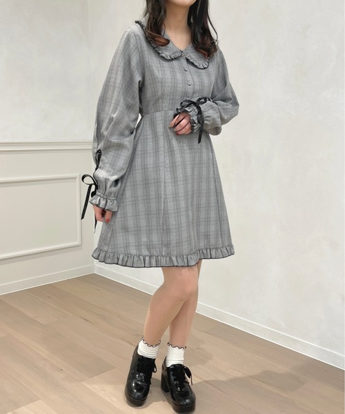 apres jour(アプレジュール)の「【LARME × apresjour コラボ】フリル襟チェックワンピース【ZOZOTOWN限定アイテム】(ワンピース・レディース・ブラック系その他/ブラウン系その他・X-LARGE/フリー)」の7枚目の写真