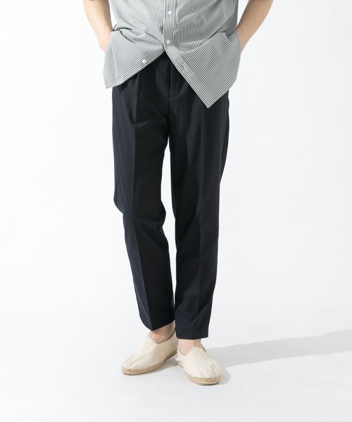 URBAN RESEARCH ROSSO MEN(アーバンリサーチロッソメン)の「『XLサイズあり』イージーテーパードスラックス(スラックス・メンズ・ネイビー/ブラック/グレー/ライトグレー・MEDIUM/LARGE/X-LARGE)」の1枚目の写真