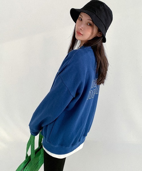 muahmuah(ムーアムーア)の「A'GEM/9 × .kom『muah muah/ムーアムーア』VIVID MUAH LOGO MTM/ヴィヴィットロゴ スウェットシャツ(スウェット・レディース・グレー/インディゴブルー/ブラック/アイボリー・FREE)」の16枚目の写真