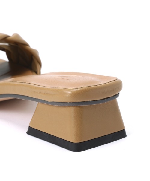 N.（N. Natural Beauty Basic）（エヌエヌナチュラルビューティーベーシック）の「◆メッシュミュール（サンダル・レディース・ベージュ/イエロー/ホワイト・MEDIUM/LARGE）」の5枚目の写真