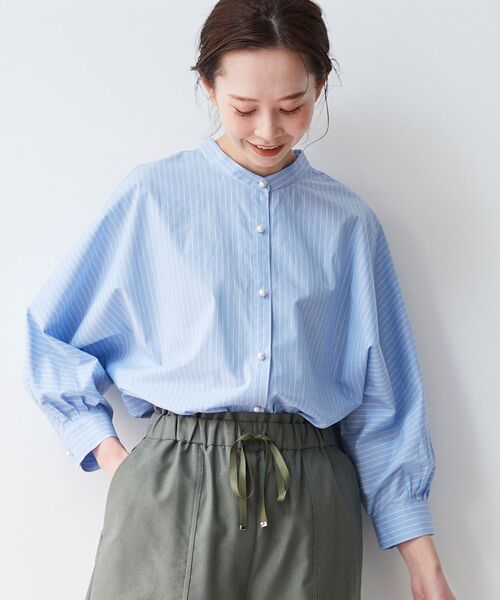 le.coeur blanc(ルクールブラン)の「パールボタンドルマンシャツ(シャツ/ブラウス・レディース・オフホワイト/ブルー系その他3/ブルー系その他4・38)」の16枚目の写真
