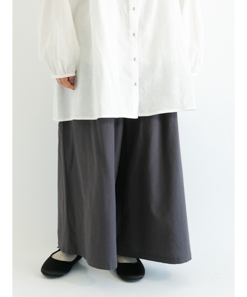 Samansa Mos2（サマンサ モスモス）の「フロントボタンワイドパンツ（その他パンツ・レディース・ベージュ/カーキ/チャコール/キナリ・ﾌﾘ-）」の3枚目の写真