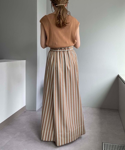 CAPRICIEUX LE'MAGE（カプリシューレマージュ）の「ランダムリブフレンチTシャツ（Tシャツ/カットソー・レディース・キャメル/チャコールグレー/ホワイト・FREE）」の8枚目の写真