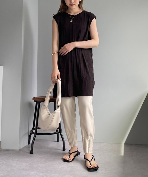 CAPRICIEUX LE'MAGE（カプリシューレマージュ）の「ランダムリブフレンチTシャツ（Tシャツ/カットソー・レディース・キャメル/チャコールグレー/ホワイト・FREE）」の9枚目の写真