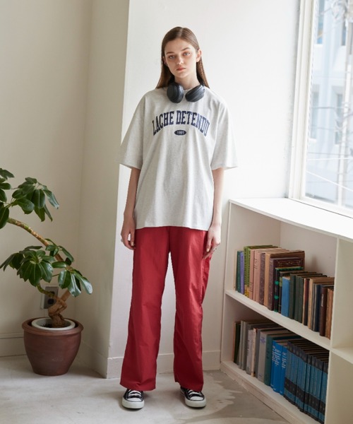 flaner（フラネ）の「Loose college logo tee/ルーズカレッジロゴTee（Tシャツ/カットソー・レディース・ネイビー/グレー/イエロー・MEDIUM/LARGE）」の9枚目の写真