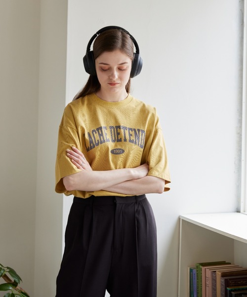 flaner（フラネ）の「Loose college logo tee/ルーズカレッジロゴTee（Tシャツ/カットソー・レディース・ネイビー/グレー/イエロー・MEDIUM/LARGE）」の15枚目の写真