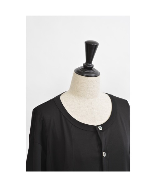 gomme（ゴム）の「ファインスムース　ウェーブカーディガン（スウェット・レディース・ブラック/ブルー・MEDIUM）」の11枚目の写真