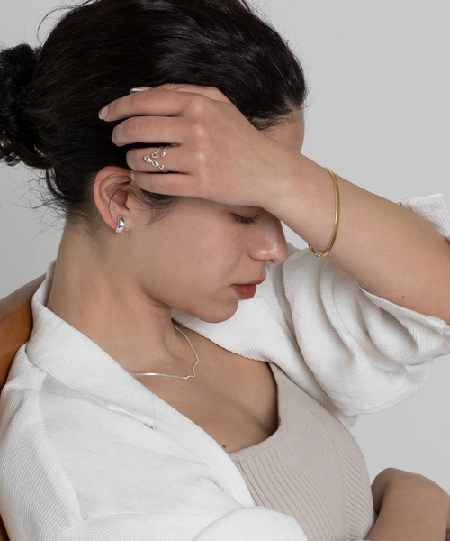 SMELLY（スメリー）の「SMELLY so'　タイラスネークチェーンブレスレット（ブレスレット・レディース・ゴールド・-）」の3枚目の写真