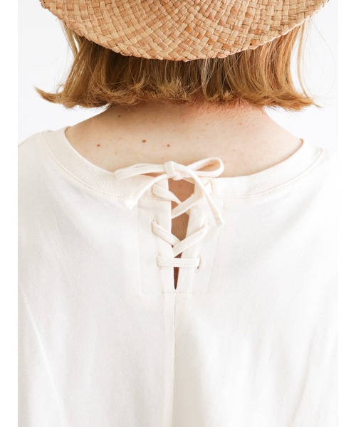 Samansa Mos2（サマンサ モスモス）の「後ろ編み上げロゴプリントTシャツ（Tシャツ/カットソー・レディース・グリーン/キャメル/チャコール/キナリ・ﾌﾘ-）」の19枚目の写真